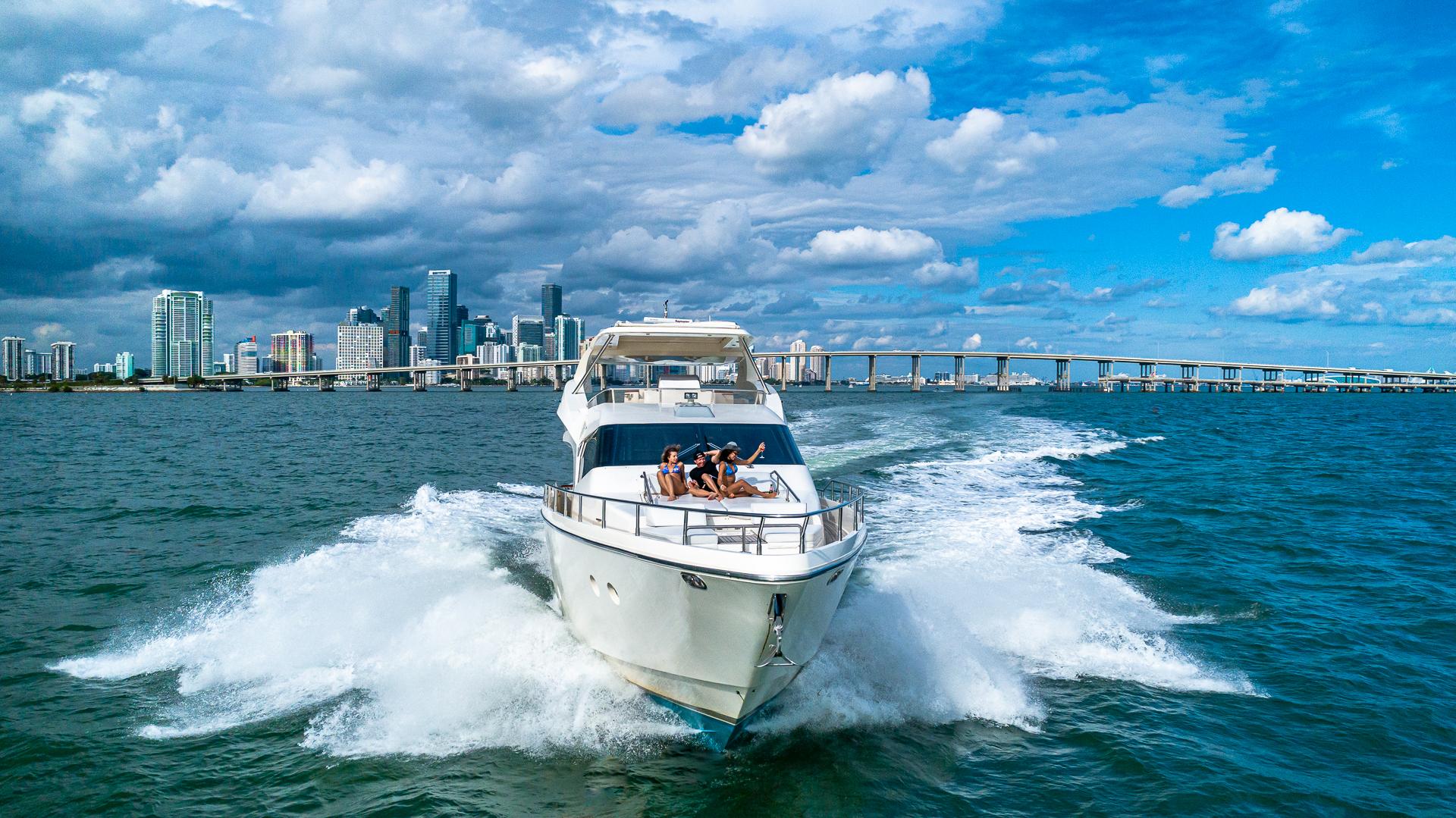 Aicon-80-yacht-rentals-miami