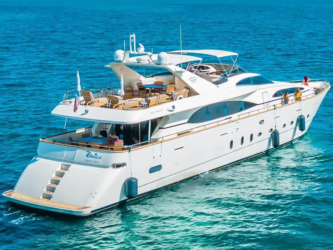 Azimut-105-yacht-rentals-miami